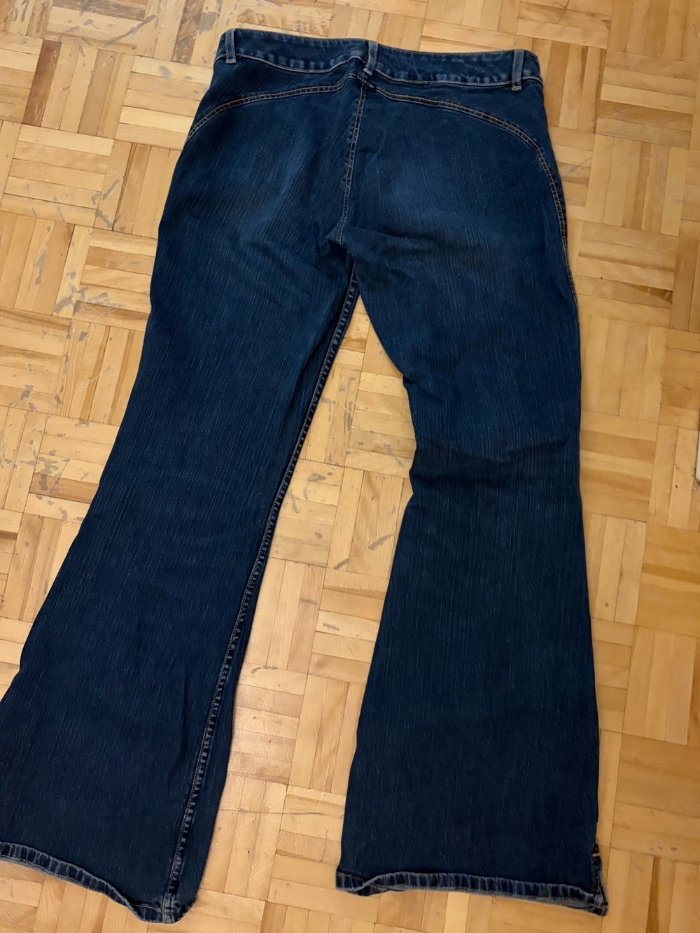 Vintage low rise Silver jeans size 33 (fits more like 31)